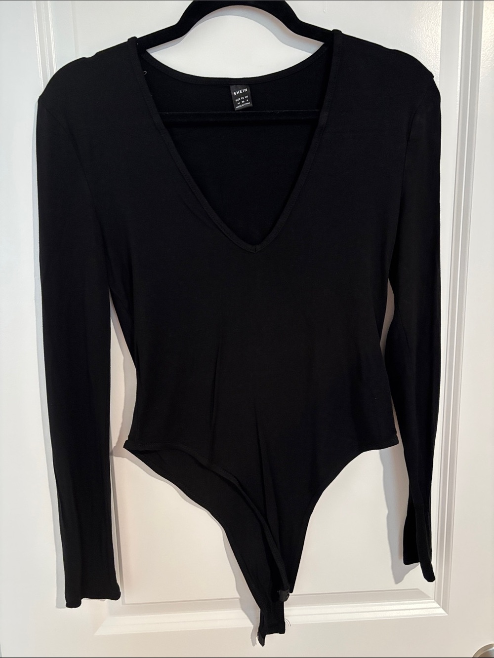 SHEIN Black Long Sleeve V-Neck Stretch Bodysuit